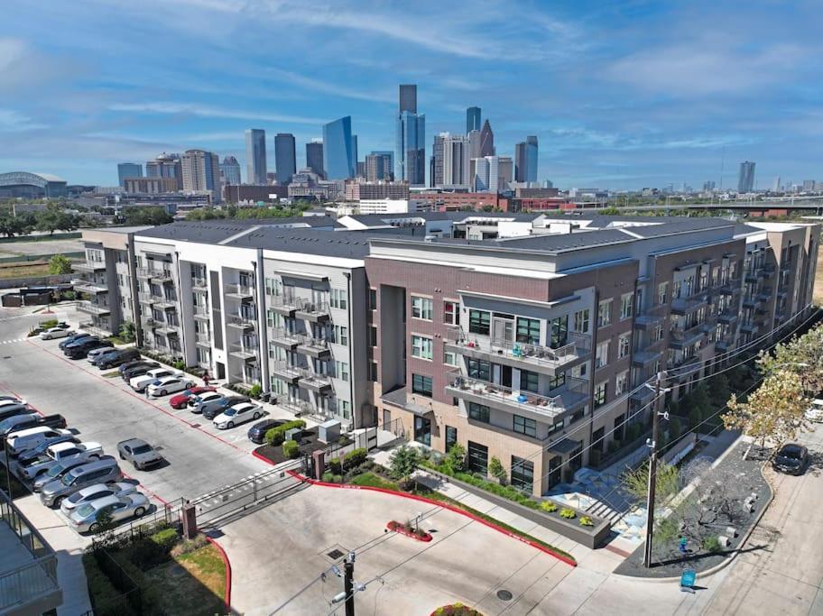 Comfortable Getaway Downtown Htx Хьюстон Экстерьер фото